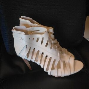 Vince Camuto Cream Gladiator Sandals